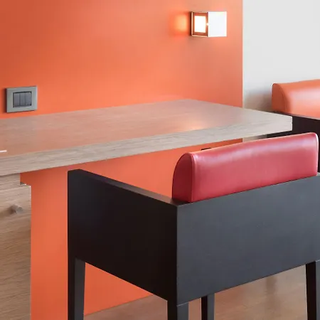 Il Porticciolo Hotel Laveno-Mombello