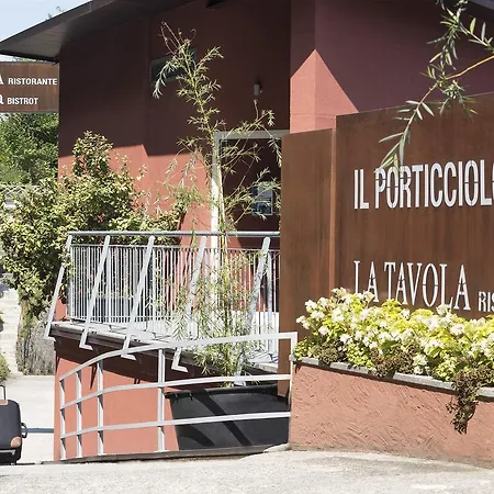Il Porticciolo Hotel Laveno-Mombello